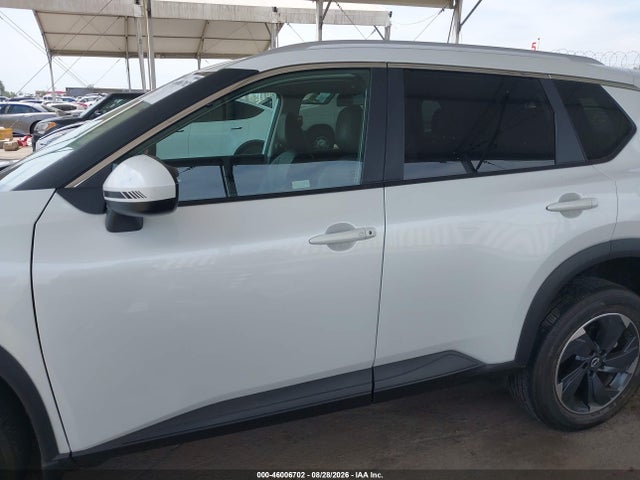 2024 Nissan Rogue Sv Fwd მანქანა იყიდება აუქციონზე, vin: 5N1BT3BA7RC707997, აუქციონის ნომერი: 46006702