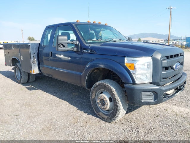 46006751 :رقم المزاد ، 1FD8X3H61GED02737 vin ، 2016 Ford F-350 Chassis Xl مزاد بيع