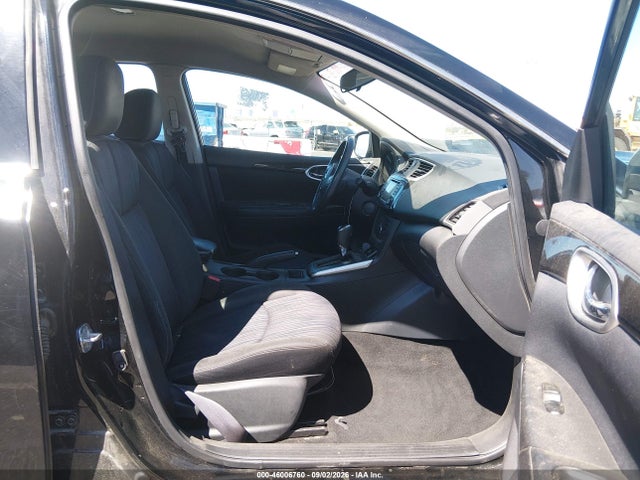 3N1AB7AP1JY240235 Nissan SENTRA SV