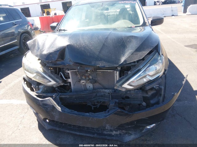 3N1AB7AP1JY240235 Nissan SENTRA SV