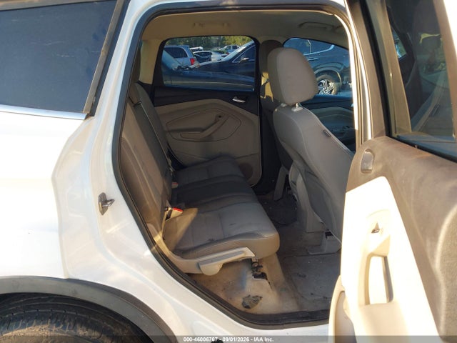 46006767 :رقم المزاد ، 1FMCU9G96DUB56273 vin ، 2013 Ford Escape Se مزاد بيع
