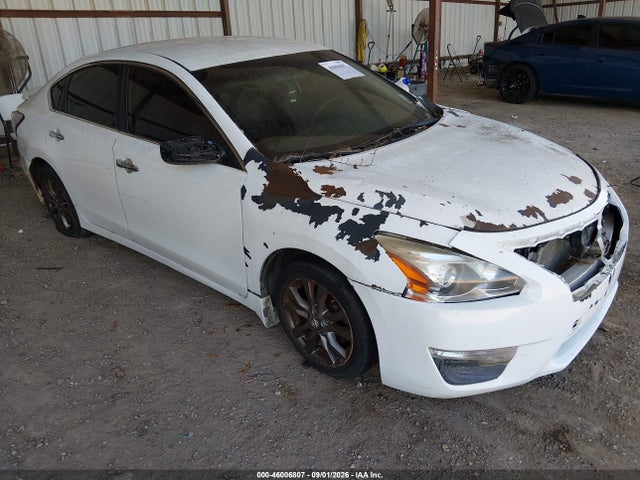 2015 Nissan Altima 2.5 S მანქანა იყიდება აუქციონზე, vin: 1N4AL3AP6FN912917, აუქციონის ნომერი: 46006807