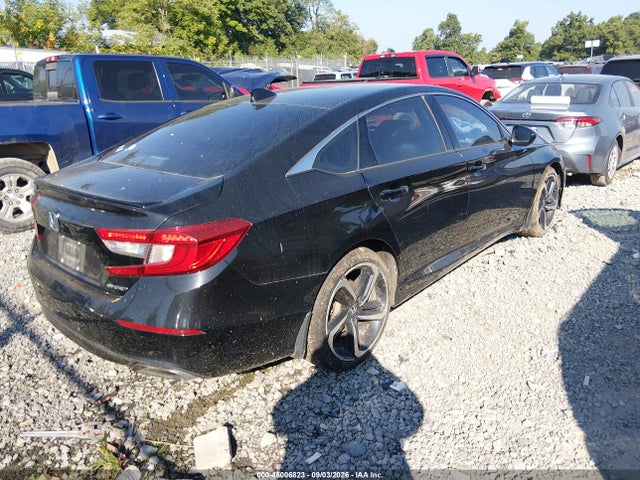 46006823 :رقم المزاد ، 1HGCV1F37JA000421 vin ، 2018 Honda Accord Sport مزاد بيع