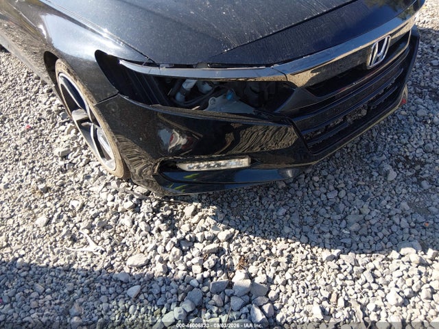 46006823 :رقم المزاد ، 1HGCV1F37JA000421 vin ، 2018 Honda Accord Sport مزاد بيع