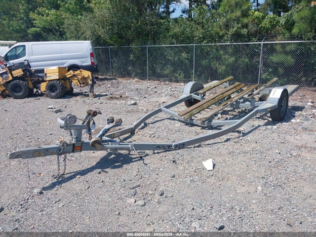 2001 Trailstar Boat Trailer მანქანა იყიდება აუქციონზე, vin: 4TM15CH1X1B001018, აუქციონის ნომერი: 46006861