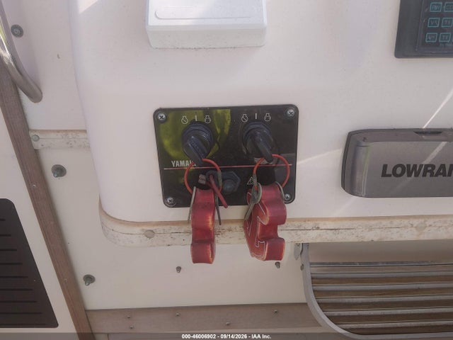 Продаж на аукціоні авто 1998 Grady White Legacy--boat And Motor/no Trailer, vin: NTLEA596E898, номер лоту: 46006902