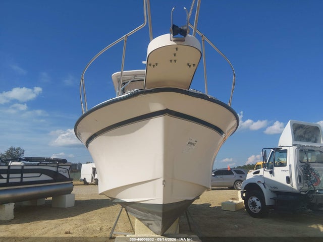 Продаж на аукціоні авто 1998 Grady White Legacy--boat And Motor/no Trailer, vin: NTLEA596E898, номер лоту: 46006902