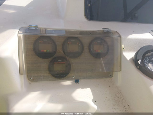 Продаж на аукціоні авто 1998 Grady White Legacy--boat And Motor/no Trailer, vin: NTLEA596E898, номер лоту: 46006902