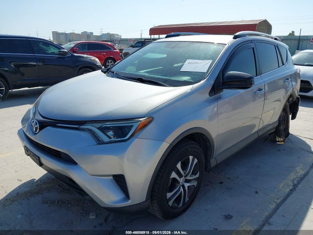 Toyota RAV4 LE 2016 2T3ZFREV3GW304461 Image 2