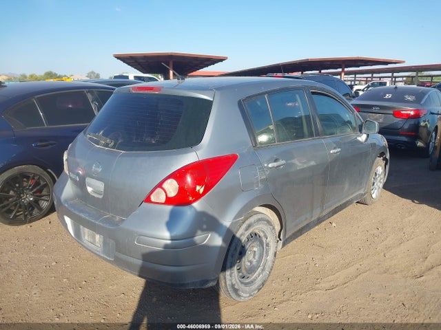 46006969 :رقم المزاد ، 3N1BC1CP4BL396313 vin ، 2011 Nissan Versa 1.8s مزاد بيع