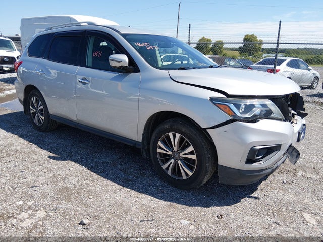 Продажа на аукционе авто 2017 Nissan Pathfinder Sv, vin: 5N1DR2MMXHC656082, номер лота: 46006971