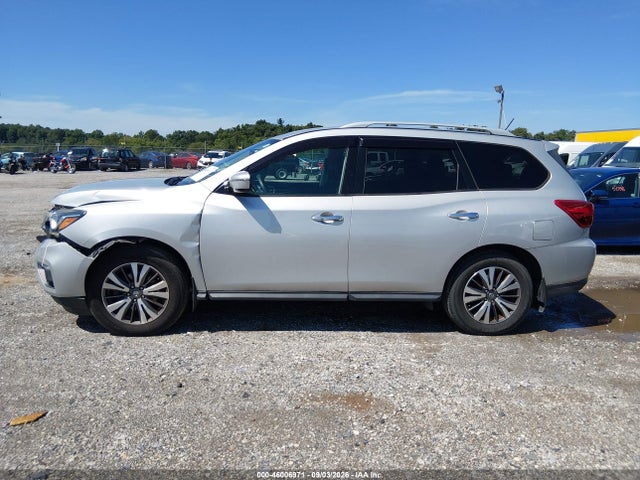 Продажа на аукционе авто 2017 Nissan Pathfinder Sv, vin: 5N1DR2MMXHC656082, номер лота: 46006971