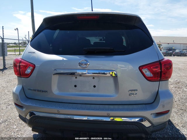 Продажа на аукционе авто 2017 Nissan Pathfinder Sv, vin: 5N1DR2MMXHC656082, номер лота: 46006971