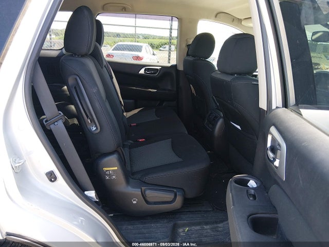 Продажа на аукционе авто 2017 Nissan Pathfinder Sv, vin: 5N1DR2MMXHC656082, номер лота: 46006971