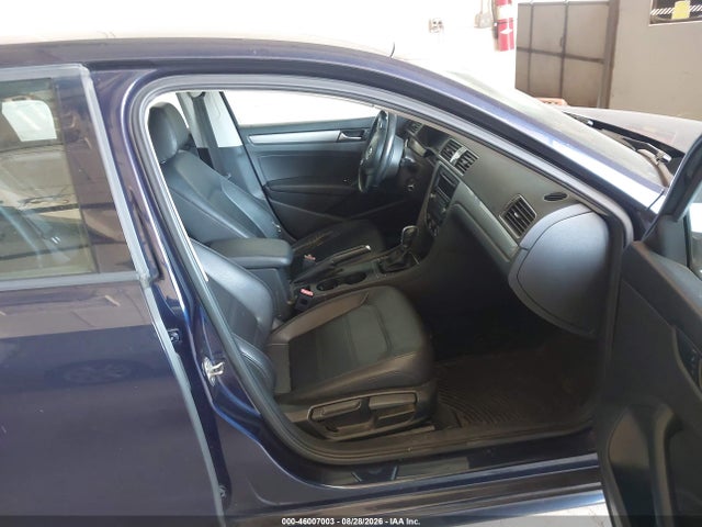 Auction sale of the 2015 Volkswagen Passat 1.8t Wolfsburg Edition, vin: 1VWAT7A34FC041894, lot number: 46007003