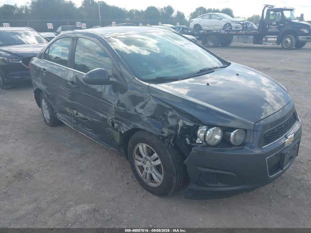 46007016 :رقم المزاد ، 1G1JC5SG2G4147614 vin ، 2016 Chevrolet Sonic Lt Auto مزاد بيع