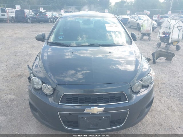 46007016 :رقم المزاد ، 1G1JC5SG2G4147614 vin ، 2016 Chevrolet Sonic Lt Auto مزاد بيع