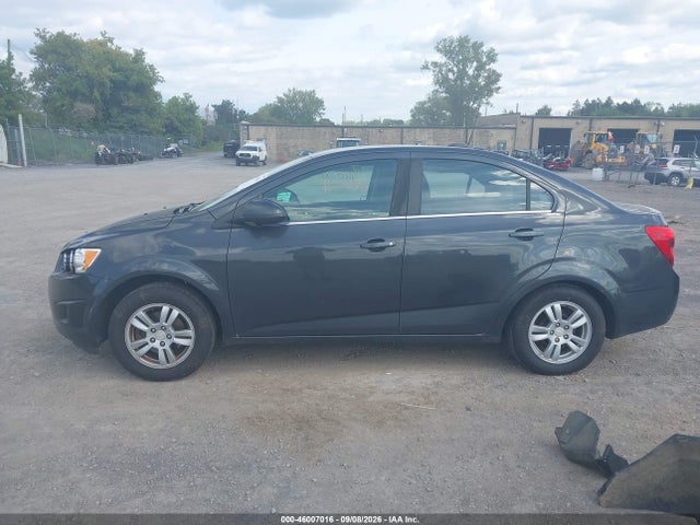 46007016 :رقم المزاد ، 1G1JC5SG2G4147614 vin ، 2016 Chevrolet Sonic Lt Auto مزاد بيع