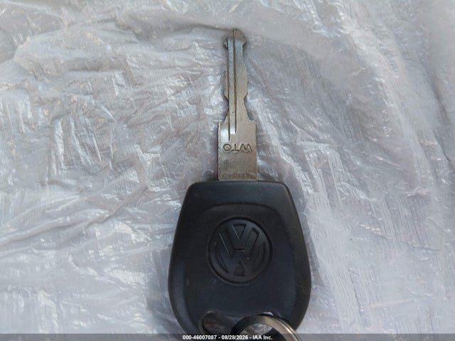 Продаж на аукціоні авто 2000 Volkswagen Eurovan Mv, vin: WV2MH4708YH092898, номер лоту: 46007087