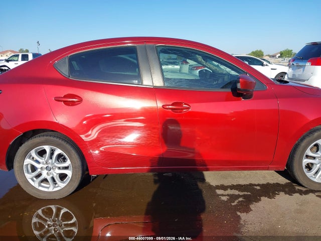 46007099 :رقم المزاد ، 3MYDLBYV7HY173862 vin ، 2017 Toyota Yaris Ia مزاد بيع