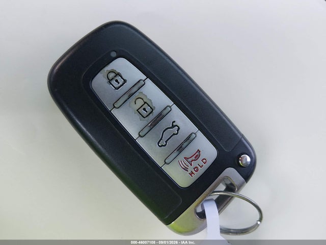 Продажа на аукционе авто 2012 Hyundai Genesis 3.8, vin: KMHGC4DD9CU154452, номер лота: 46007108