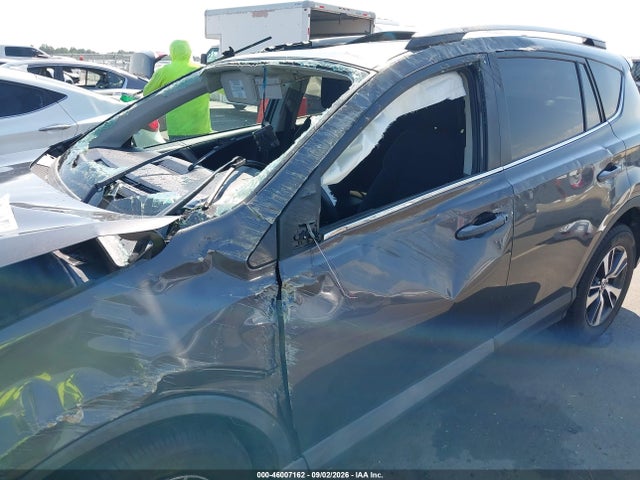 Продажа на аукционе авто 2017 Toyota Rav4 Xle, vin: 2T3WFREV5HW336395, номер лота: 46007162