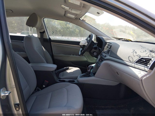 2018 Hyundai Elantra Se მანქანა იყიდება აუქციონზე, vin: KMHD74LF2JU637613, აუქციონის ნომერი: 46007173