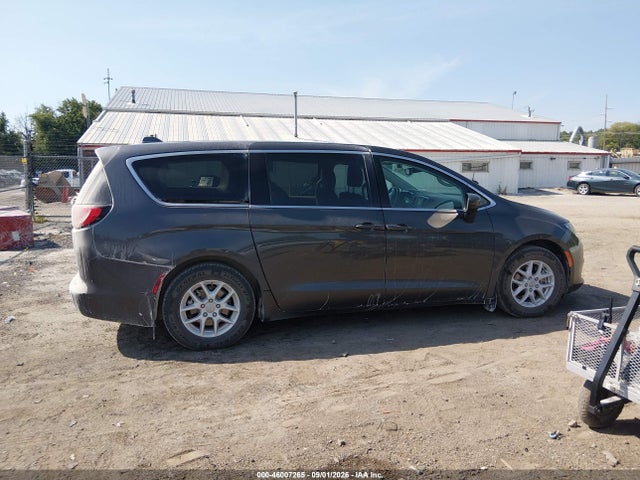 2017 Chrysler Pacifica Touring მანქანა იყიდება აუქციონზე, vin: 2C4RC1DG5HR501432, აუქციონის ნომერი: 46007265