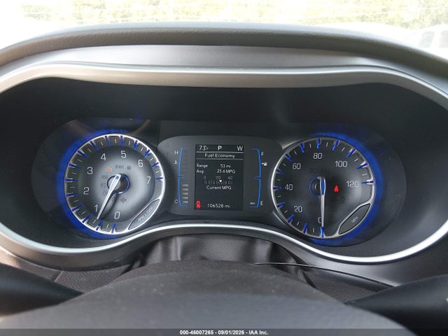 2017 Chrysler Pacifica Touring მანქანა იყიდება აუქციონზე, vin: 2C4RC1DG5HR501432, აუქციონის ნომერი: 46007265