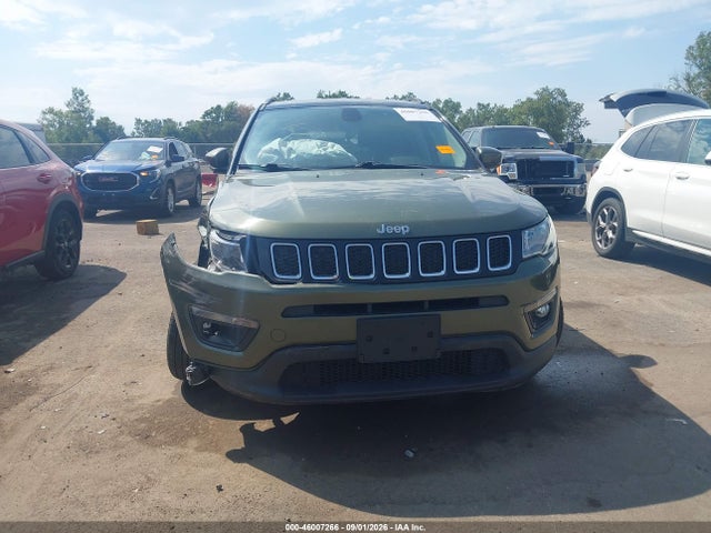 46007266 :رقم المزاد ، 3C4NJDBB2LT153785 vin ، 2020 Jeep Compass Latitude 4x4 مزاد بيع