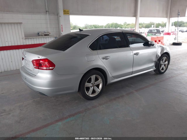 Продажа на аукционе авто 2014 Volkswagen Passat 1.8t Wolfsburg Edition, vin: 1VWAT7A31EC041379, номер лота: 46007302