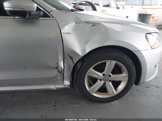 Продажа на аукционе авто 2014 Volkswagen Passat 1.8t Wolfsburg Edition, vin: 1VWAT7A31EC041379, номер лота: 46007302