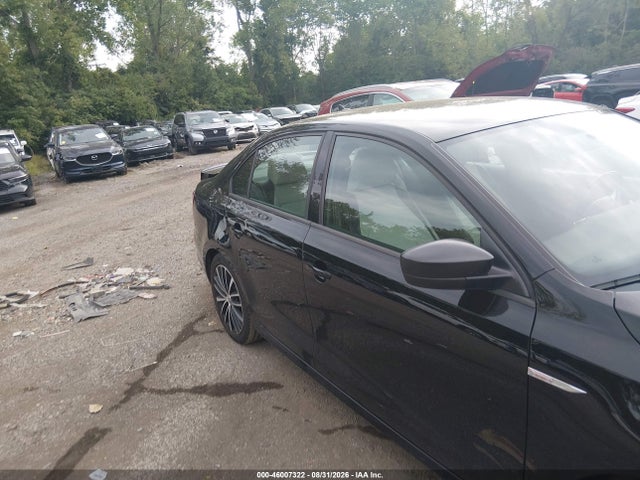 46007322 :رقم المزاد ، 3VWD17AJ4GM265412 vin ، 2016 Volkswagen Jetta 1.8t Sport مزاد بيع