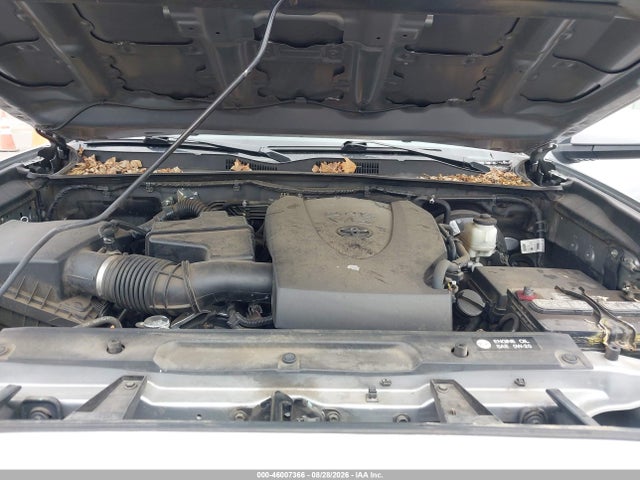 3TMCZ5AN5KM257715 Toyota Tacoma Sr5 V6