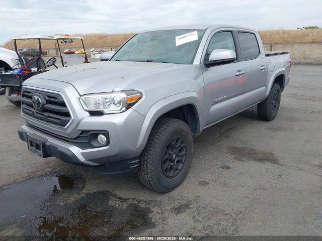 3TMCZ5AN5KM257715 Toyota Tacoma Sr5 V6