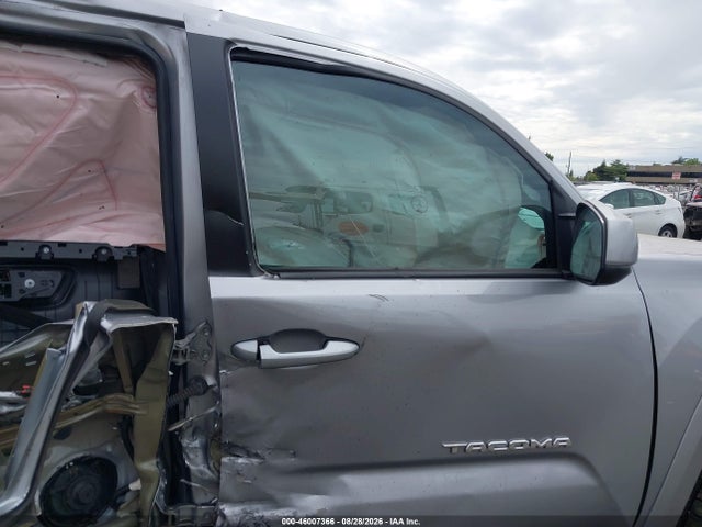 3TMCZ5AN5KM257715 Toyota Tacoma Sr5 V6