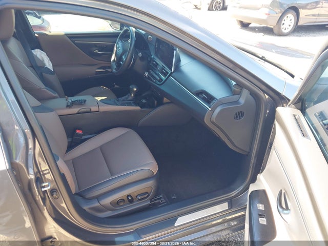 2022 Lexus Es 350 მანქანა იყიდება აუქციონზე, vin: 58ADZ1B19NU117759, აუქციონის ნომერი: 46007394