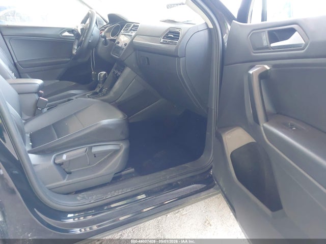 46007409 :رقم المزاد ، 3VV3B7AX7MM099156 vin ، 2021 Volkswagen Tiguan 2.0t Se/2.0t Se R-line Black/2.0t Sel مزاد بيع