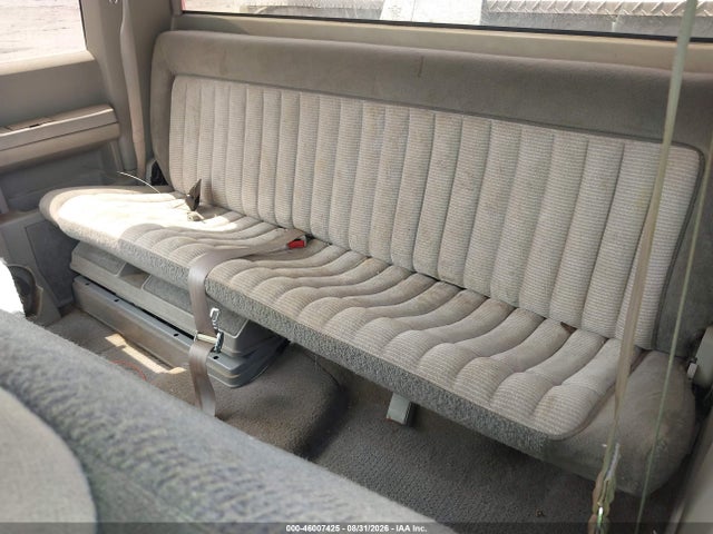 Продаж на аукціоні авто 1993 Chevrolet Gmt-400 K1500, vin: 2GCEK19K3P1232729, номер лоту: 46007425