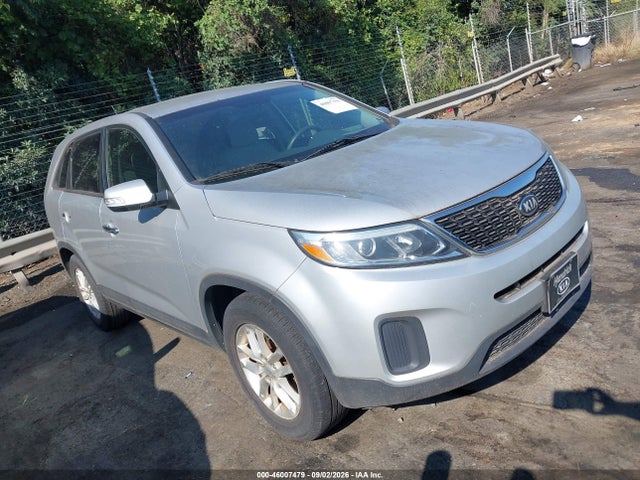 Auction sale of the 2014 Kia Sorento Lx, vin: 5XYKT3A65EG426949, lot number: 46007479