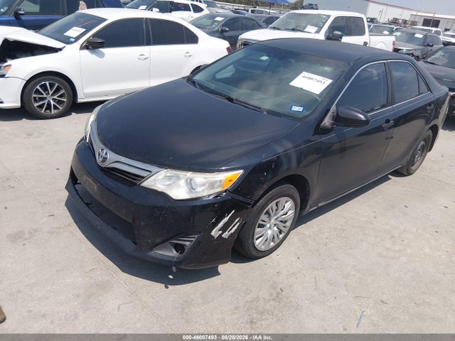 46007493 :رقم المزاد ، 4T4BF1FK4ER417578 vin ، 2014 Toyota Camry Le مزاد بيع