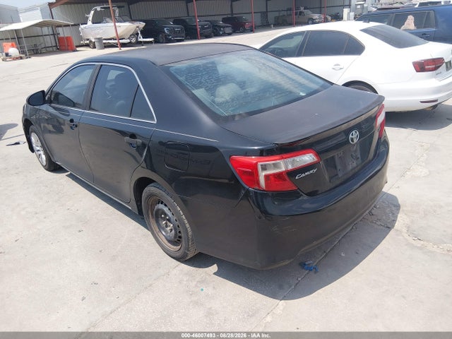 46007493 :رقم المزاد ، 4T4BF1FK4ER417578 vin ، 2014 Toyota Camry Le مزاد بيع