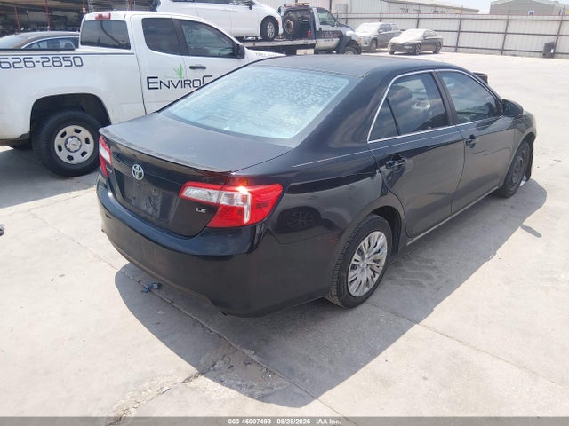 46007493 :رقم المزاد ، 4T4BF1FK4ER417578 vin ، 2014 Toyota Camry Le مزاد بيع