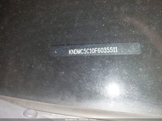 46007518 :رقم المزاد ، KNDMC5C10F6035511 vin ، 2015 Kia Sedona Ex مزاد بيع