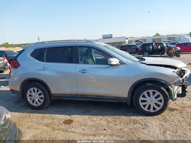 Aukcja sprzedaży 2017 Nissan Rogue Sv, vin: 5N1AT2MTXHC896745, numer aukcji: 46007547