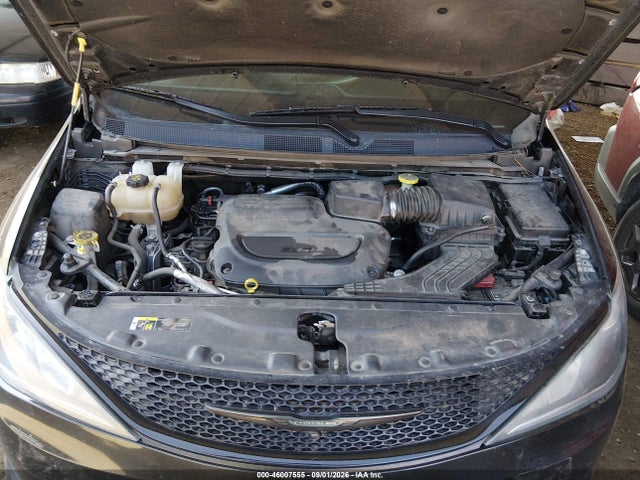 Продаж на аукціоні авто 2019 Chrysler Pacifica Touring L Plus, vin: 2C4RC1EG5KR738072, номер лоту: 46007555