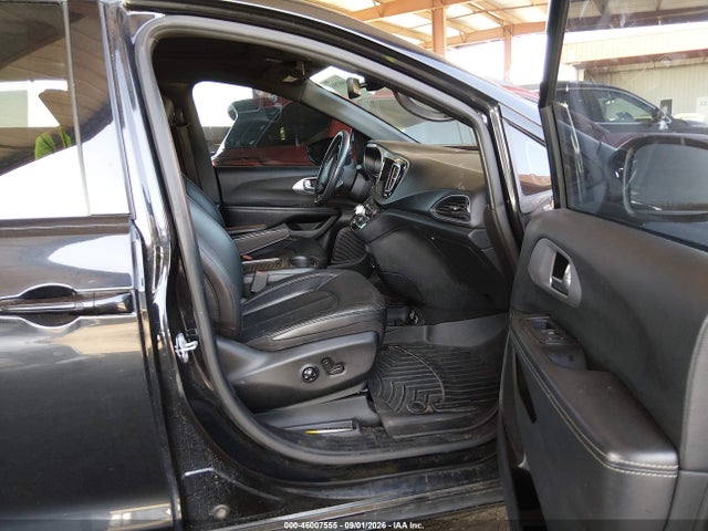 Продаж на аукціоні авто 2019 Chrysler Pacifica Touring L Plus, vin: 2C4RC1EG5KR738072, номер лоту: 46007555