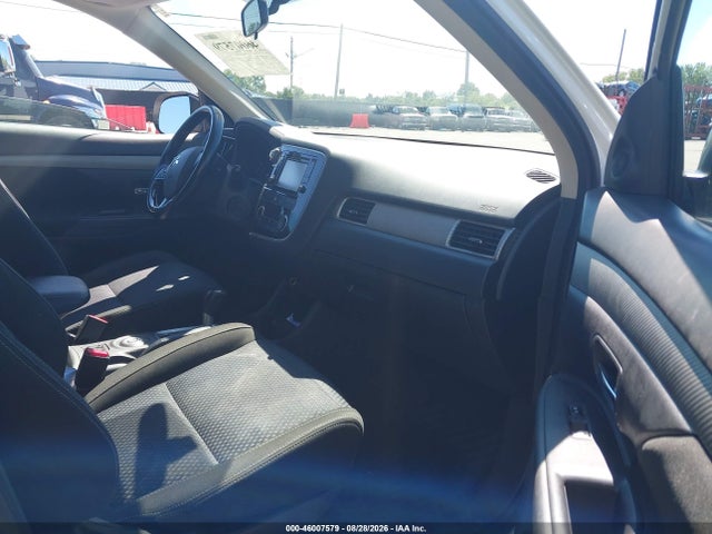 Продаж на аукціоні авто 2016 Mitsubishi Outlander Es/se/sel, vin: JA4AZ3A34GZ010146, номер лоту: 46007579
