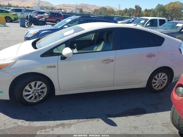 JTDKN3DP7F3071545 Toyota PRIUS PLUG-IN
