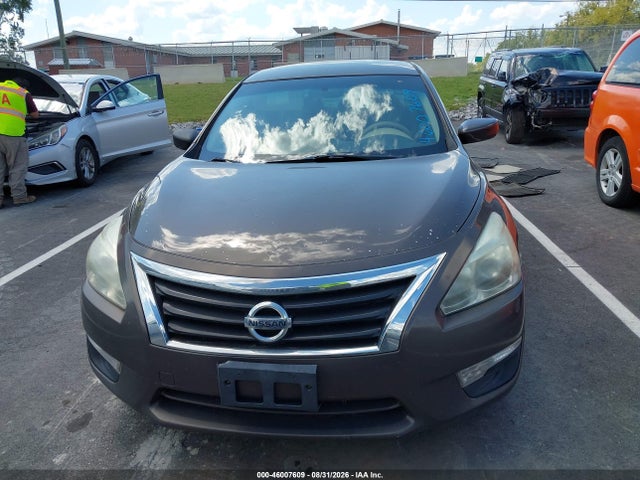 2014 Nissan Altima 2.5 Sv მანქანა იყიდება აუქციონზე, vin: 1N4AL3AP4EC111655, აუქციონის ნომერი: 46007609